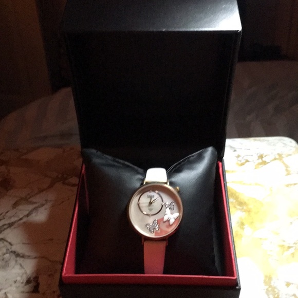 Genuine Mother of Pearl Dial in Rose Gold - Picture 3 of 5